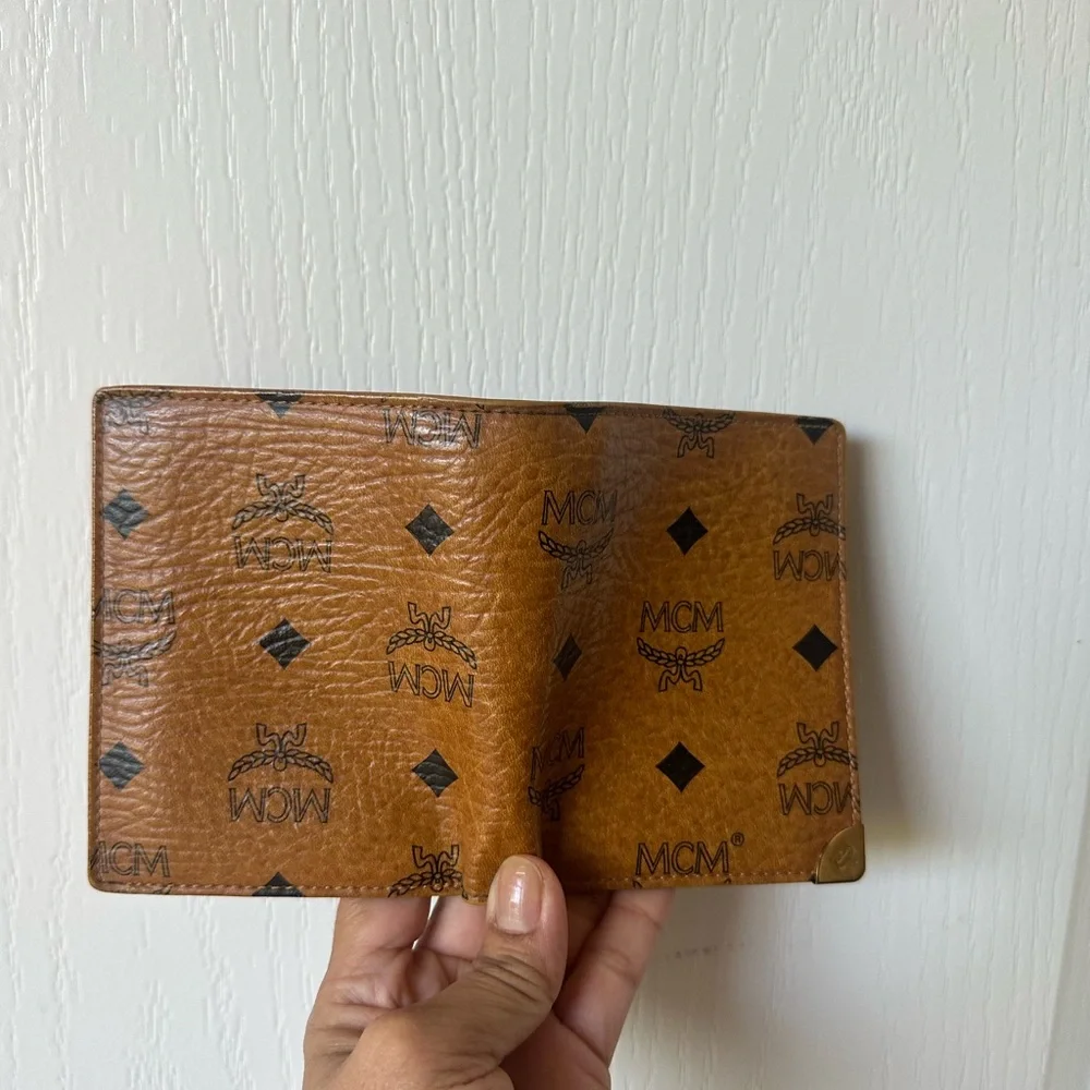 MCM stylish card